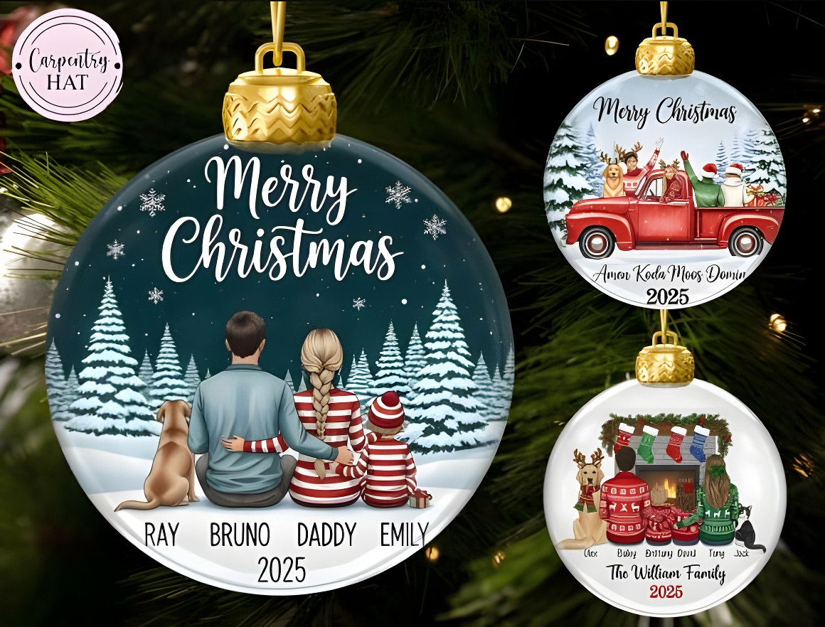Custom 2025 Family Christmas Ornament - Personalized Names & Pets